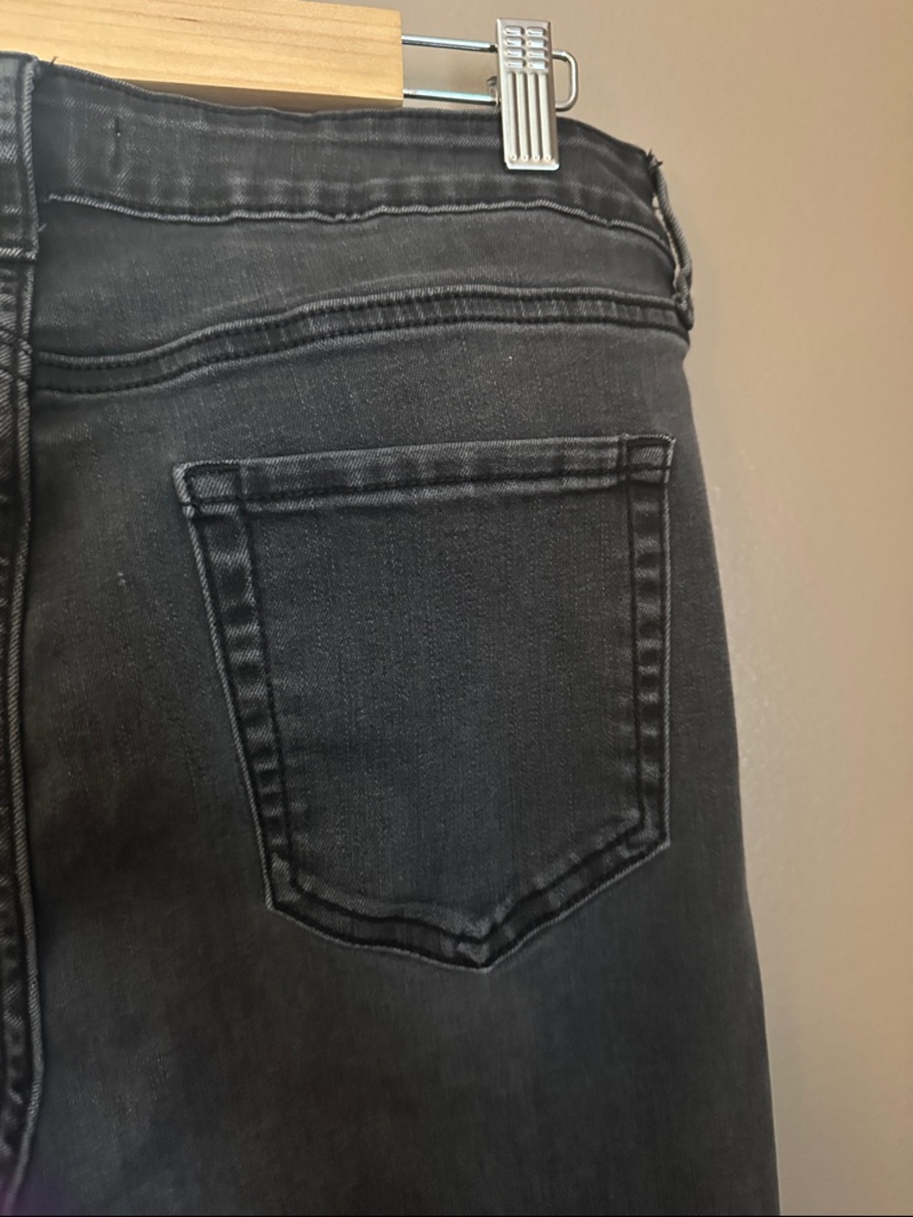 Just USA Washed Black High-Rise Cropped Slim Jeans - Picture 10 of 12